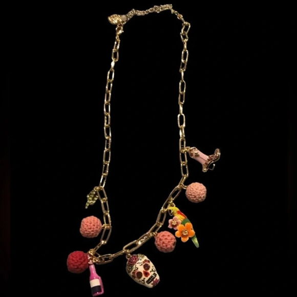 BETSEY JOHNSON SET Southwest Theme Charm Necklace & Matching Earrings NEW NWT - Picture 3 of 16